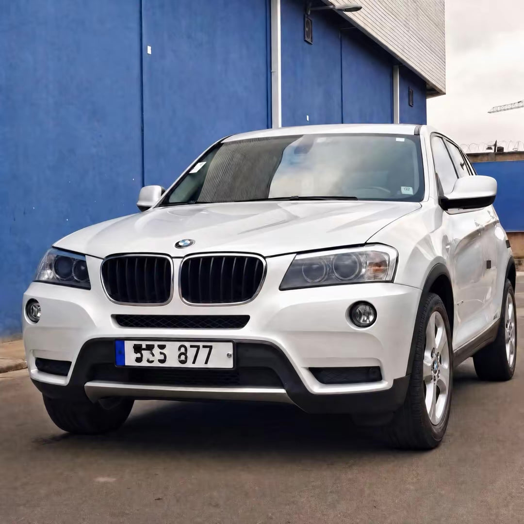 BMW X3 II F25 xDrive 2012 diesel automatique d’occasion à Madagascar — photo véhicule 1